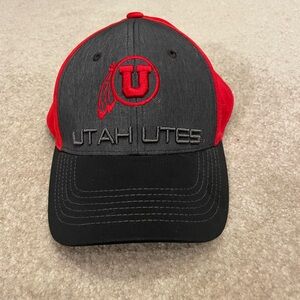 Men’s red and black Utah Utes hat